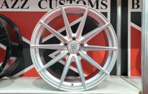 LCP10 silber 9×20/10×20/10.5×20/11×20, 5×112/5×114.3/5×115/5×120 Preis pro Stück: 549,99€/649,00€/649,00€/749,00€ 2
