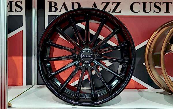 LCP12 schwarz 9×20/10.5×20 5×112/5×114.3/5×120 Preis pro Stück: 549,99€/699,00€ 9×22/10.5×22 5×112/5×115 Preis pro Stück: 649,00€/749,00€ 2