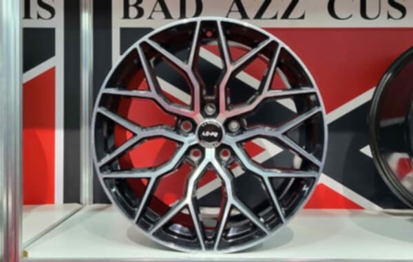 LCP2 schwarz silber 9×20/10×20/11×20, 5×112/5×114.3/5×120 Preis pro Stück: 549,99€/649,00€/749,00€ 2