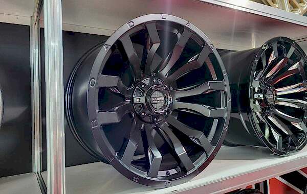 OF7 12×22 schwarz matt 1